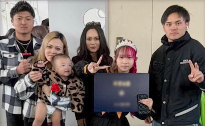 【写真・画像】41歳のおばあちゃん、黒ギャル時代の写真を公開「1年半前まで黒肌だった」 1枚目