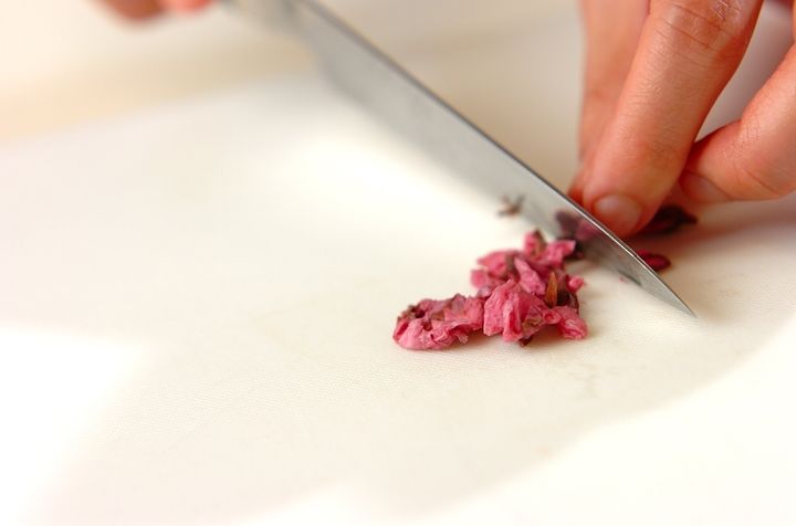 桜のミニおむすびの作り方2