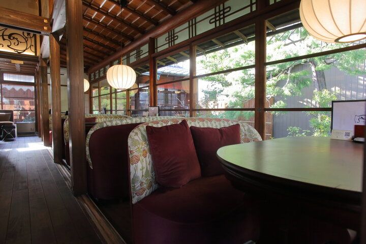 愛知・犬山城下町にオープン。地元産のお米が主役の古民家レストラン「鰻と釜めし 九（ここ）」