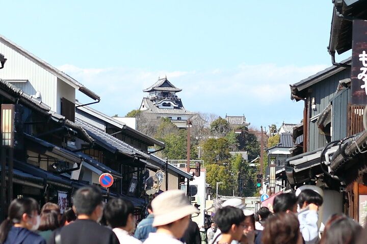 愛知・犬山城下町にオープン。地元産のお米が主役の古民家レストラン「鰻と釜めし 九（ここ）」