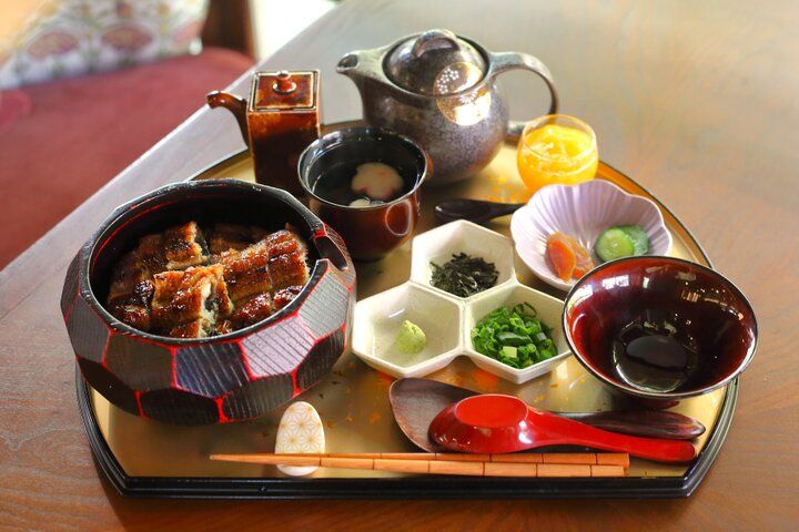 愛知・犬山城下町にオープン。地元産のお米が主役の古民家レストラン「鰻と釜めし 九（ここ）」