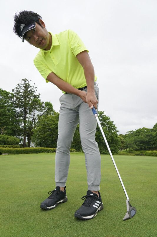 パターは左手派？右手派？それぞれの打ち方を解説