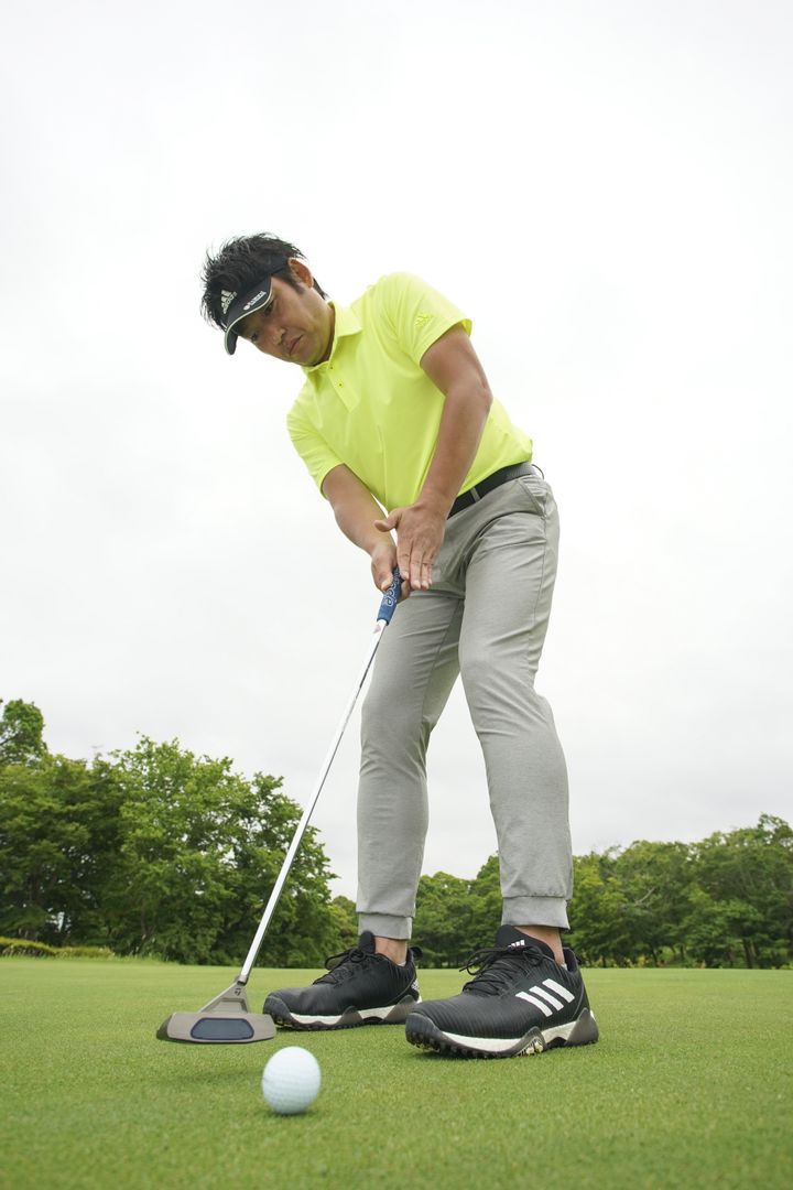 パターは左手派？右手派？それぞれの打ち方を解説