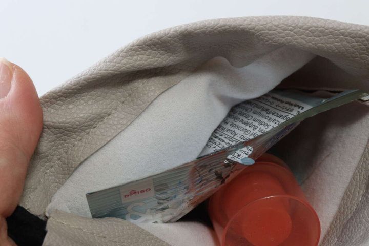 フェイクレザー巾着 裏地