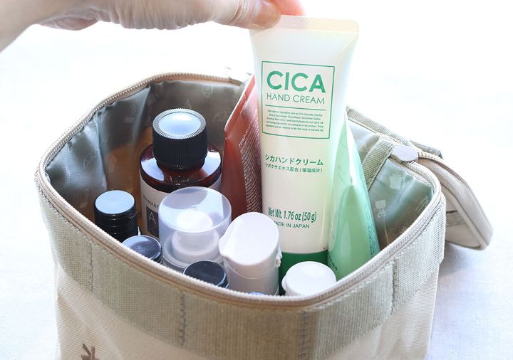 リンネルスノーピークバニティポーチボトル立てて入る