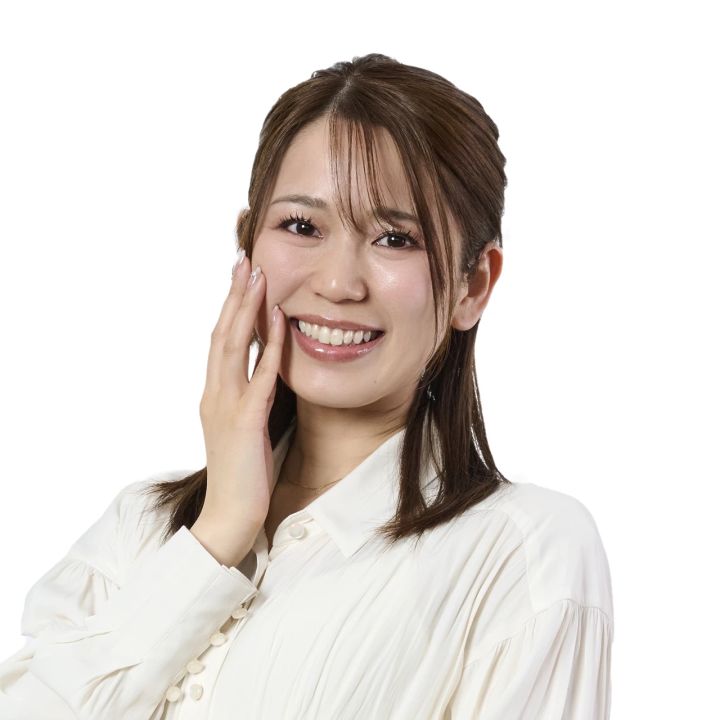 【マキアTOPビューティーズ 藤原りささん】“ジョジョ”の荒木先生が美容のきっかけ!? アニメオタクから美容沼に〈インタビュー〉_2