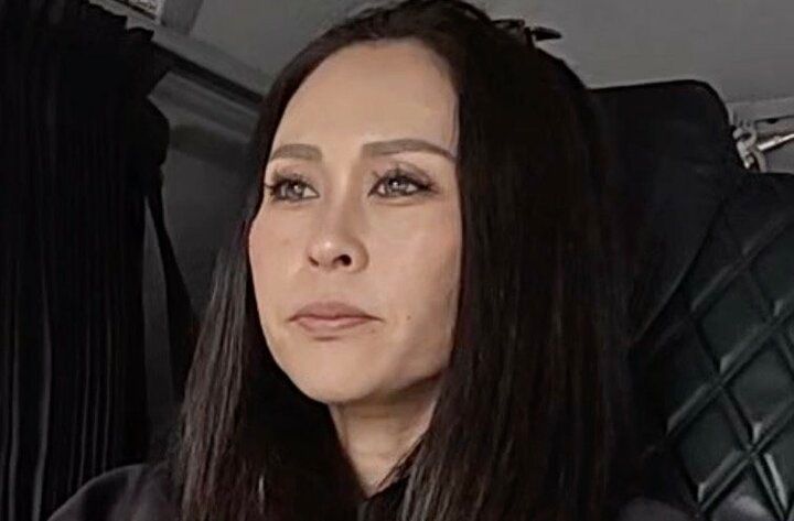 【写真・画像】41歳のおばあちゃん、2000万円の愛車を公開「名前はキャサリン。ギャルギャルしい」 1枚目