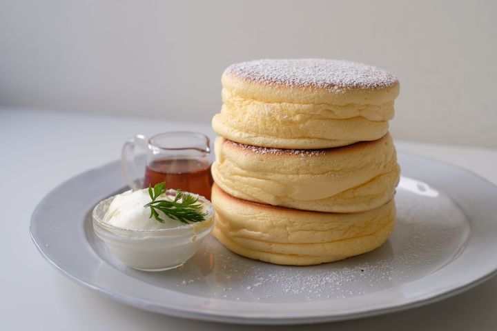 「米粉のスフレパンケーキ」2475円