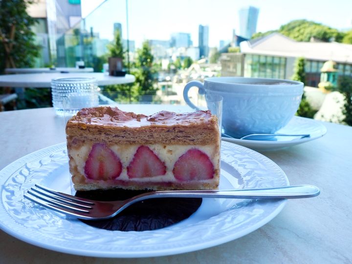 「苺のミルフィーユ」650円