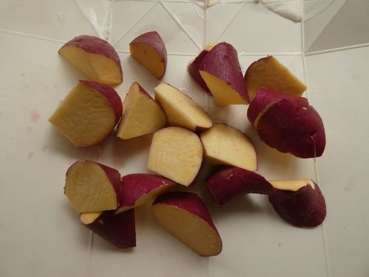 レンジで簡単！「豚肉とさつま芋のショウガ醤油煮」