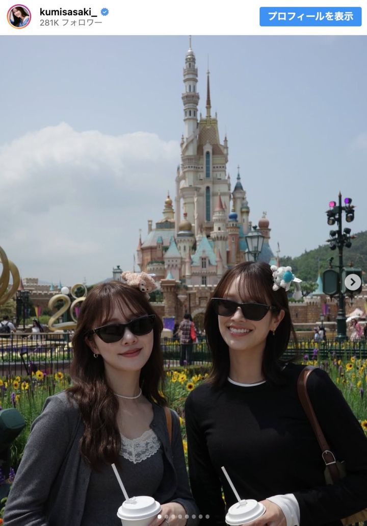 元日向坂46・加藤史帆＆佐々木久美、香港ディズニー満喫 ※「佐々木久美」インスタグラム width=