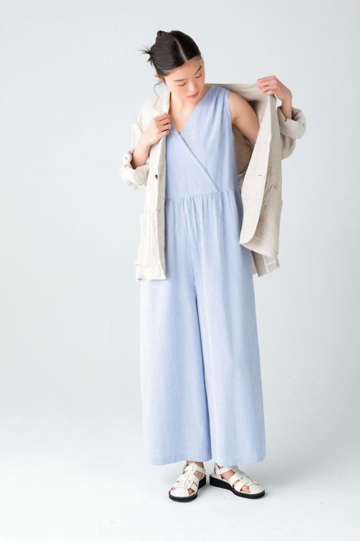 オールインワン ¥31,900 ジャケット ¥50,600（共にRHC ／ RHC ロンハーマン TEL. 0120-983-781）