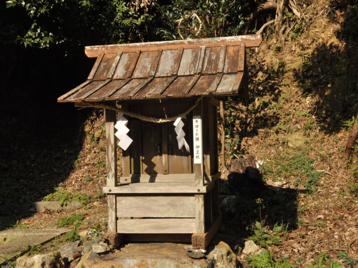 古墳時代から信仰されている神の依る磐座