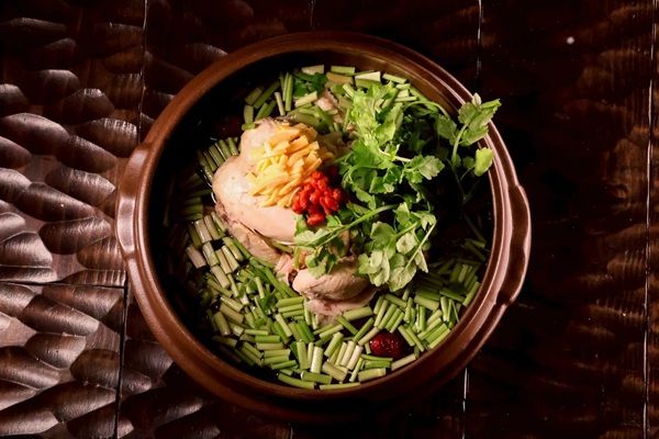 【東京都渋谷区】参鶏湯専門店「CLASSIC参鶏湯 渋谷」移転オープン！全6種の薬膳参鶏湯も登場