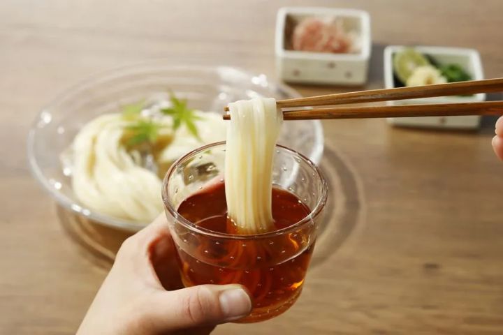 オカベの麺の盛り付けイメージ