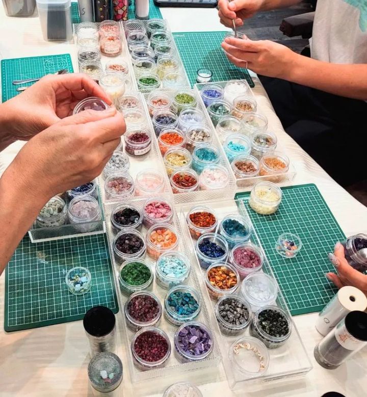 宝石万華鏡ワークショップの様子