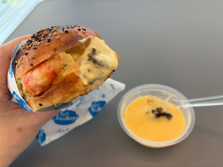 ネオナイスバーガー ジャンキーチーズディップ きのこソース 海老明太タルタルバーガー