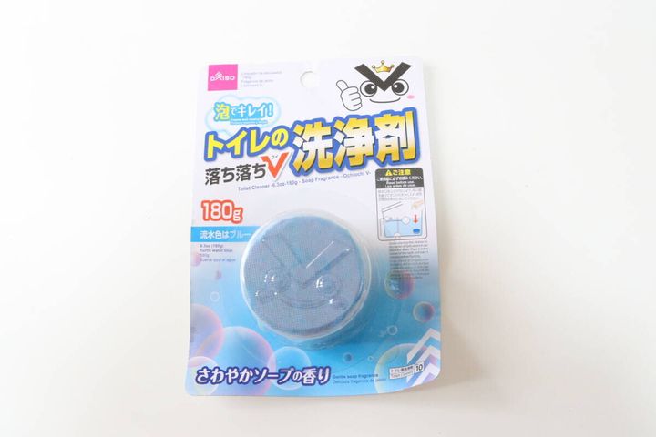 ダイソーのトイレの洗浄剤 落ち落ちVのパッケージ
