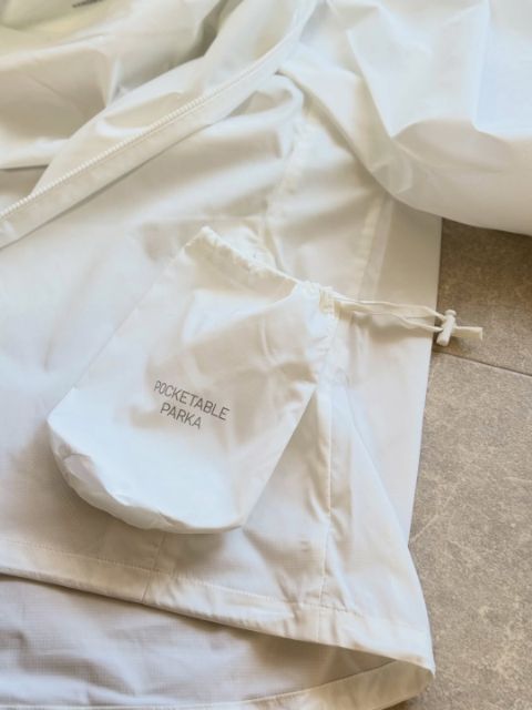 ポケッタブルUVカットパーカの巾着袋