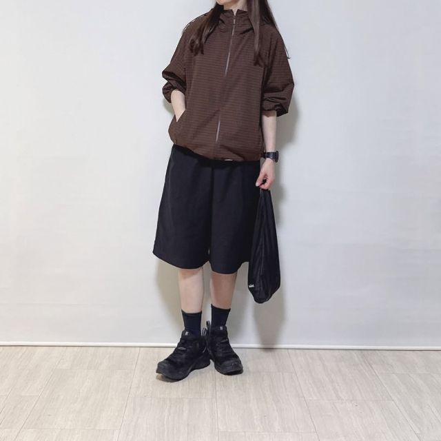 ジャージータックハーフパンツを着たコーデ