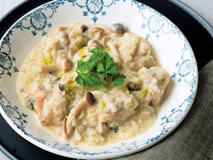 【君島十和子さんの腸活レシピ】ずっと作り続けている「チキンのレモンクリーム煮」の作り方。きのこたっぷりで腸が喜ぶレシピです♪