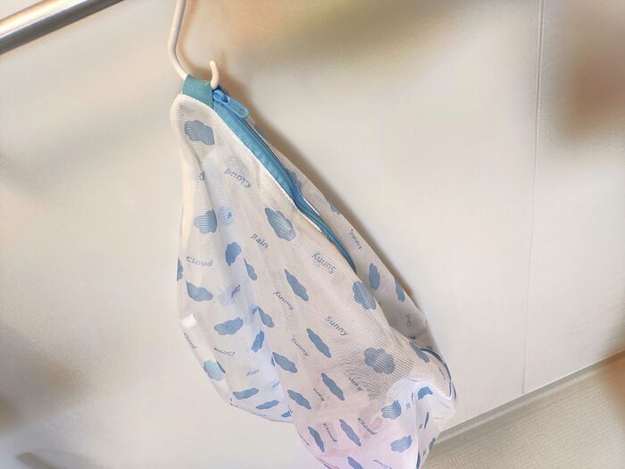 ファスナーが壊れても穴あきでも捨てないで！「洗濯ネット」の意外な再利用アイデア♪