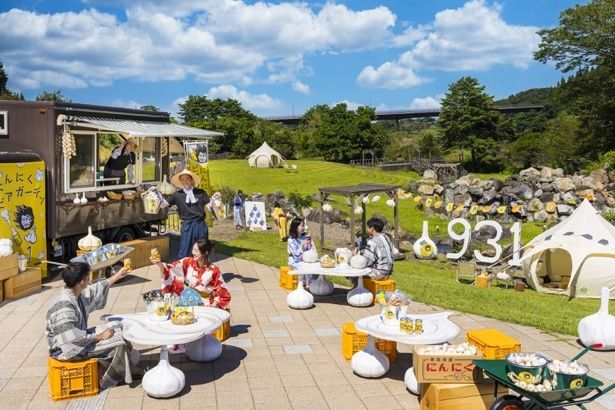 にんにく尽くしの空間でにんにくとビールを満喫できるビアガーデン