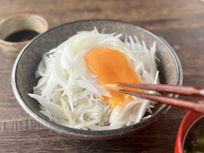 新たまねぎののっけ丼