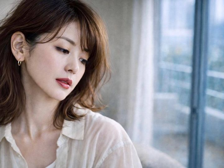 「ちゃんとメイクしてるのに…」自然体で素敵に見える女性との“決定的違い”