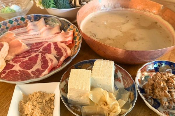 【東京都渋谷区】「しゃぶしゃぶKINTAN代官山本店」新コース！腸内環境に着目した“納豆しゃぶしゃぶ”