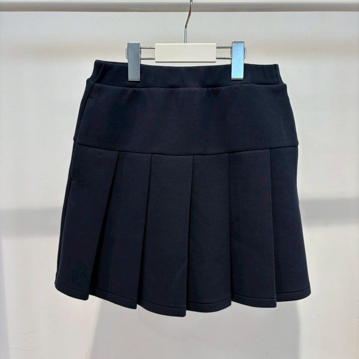 ユニクロ GIRLS ドライスウェットミニスコート