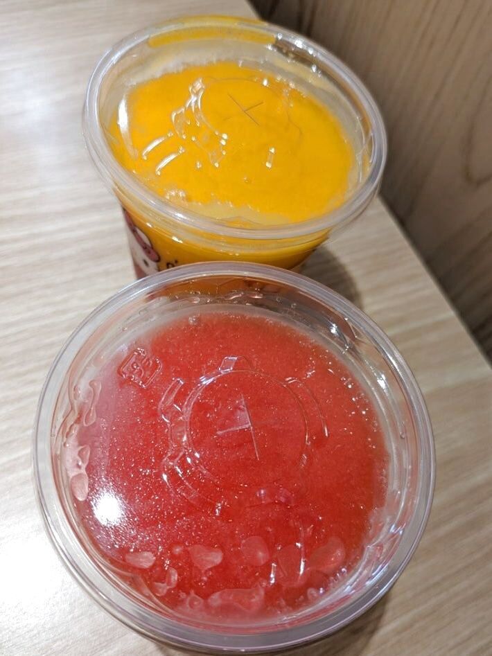 【マクドナルド】マックに甘いの飲みに行こか？？