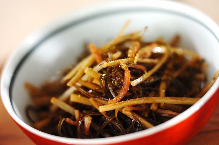 昆布とゴボウの煮物