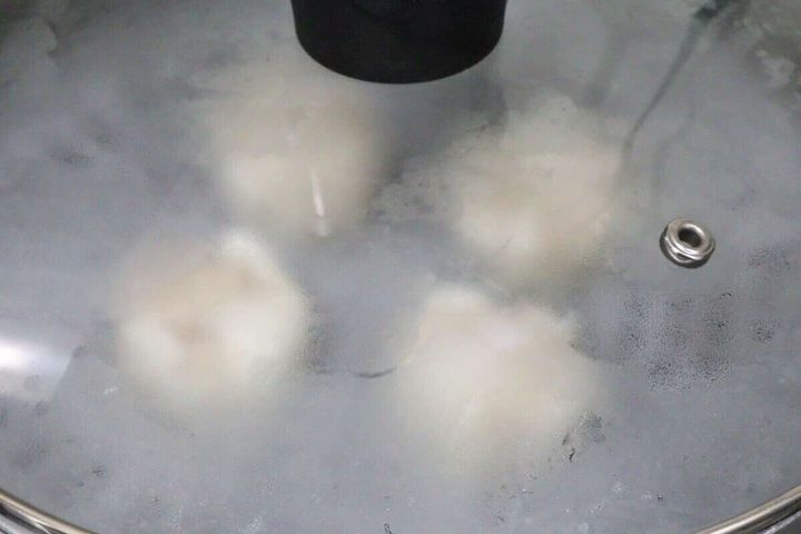 ダイソーのシリコーン蒸し器の使用例