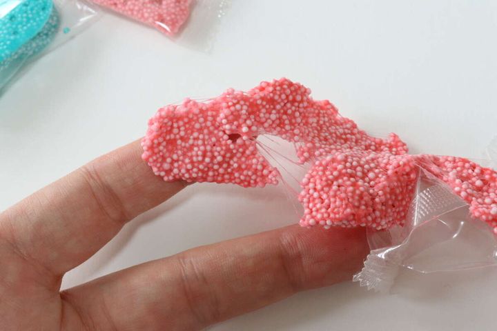 DIYぬりえジェル（カカオフレンズ、アピーチ） ジェルの質感