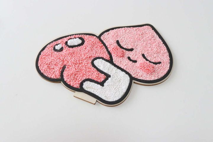 DIYぬりえジェル（カカオフレンズ、アピーチ） 色付け完了