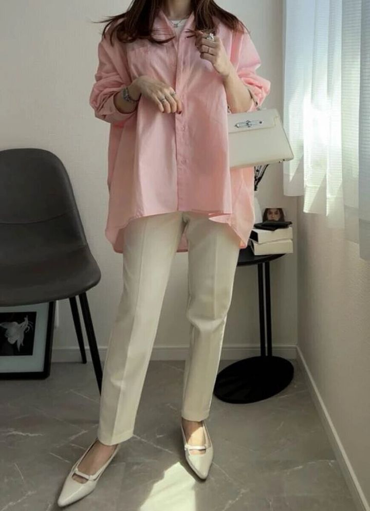 2026春大人女性おすすめピンクシャツきれいめコーデ