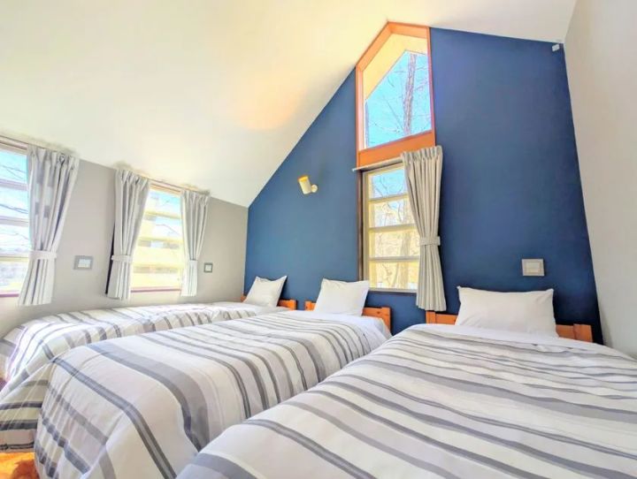 明るく開放感のあるMimoza Retreat NASUのベッドルーム