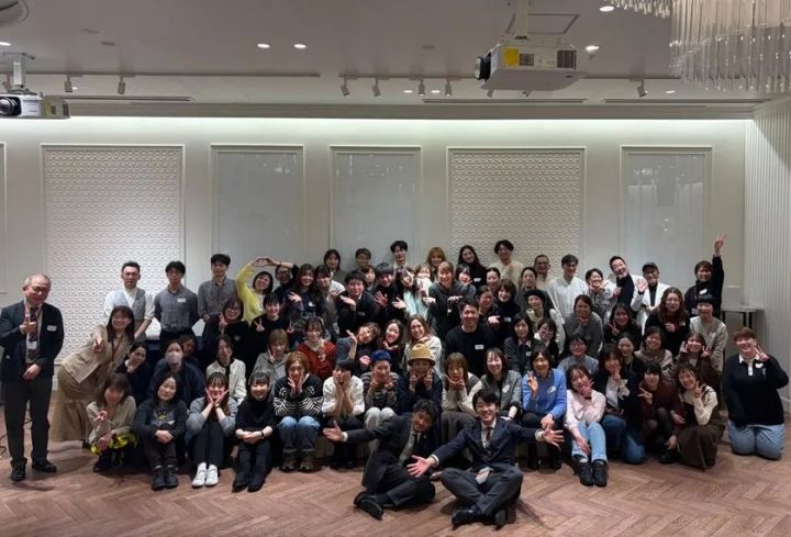 テナントスタッフが参加した従業員懇親会の様子