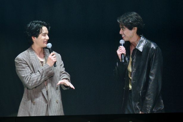 撮影時のエピソードを語る水上恒司さんと福士蒼汰さん (C)2026「TOKYO BURST」フィルムパートナーズ