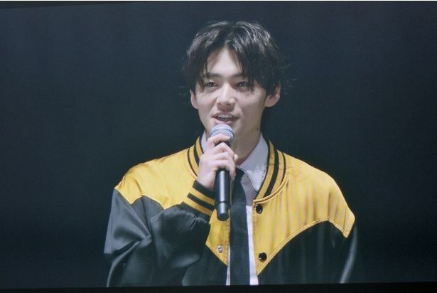 下っ端ホストの誠也を演じた井内悠陽さん (C)2026「TOKYO BURST」フィルムパートナーズ