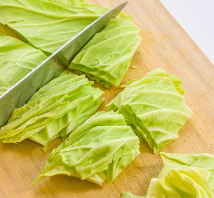 「春キャベツとベーコンの無限ペッパーサラダ」レシピ