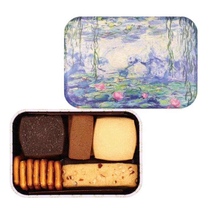 モネの睡蓮をあしらったコフレトワールの缶デザイン