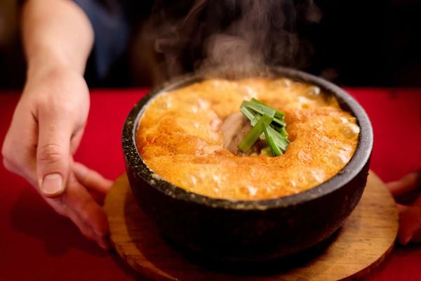 【大阪府大阪市】梅田に、“コク辛”の一杯を味わえる「赤から麺」OPEN！ランチ営業のみ＆1日60食限定