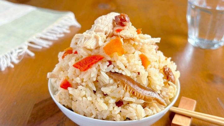 鶏肉マシマシ炊き込みご飯