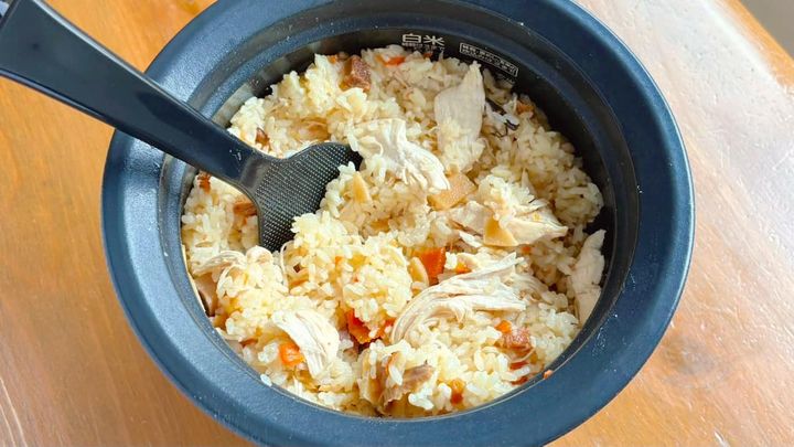 鶏肉マシマシ炊き込みご飯