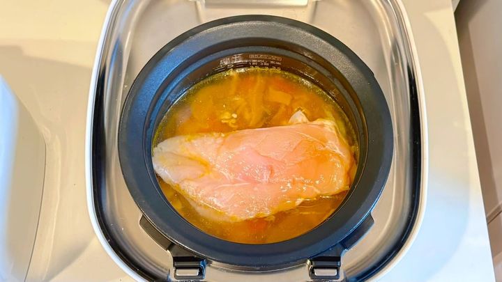 鶏肉マシマシ炊き込みご飯