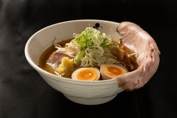 【北海道北広島市】エスコンフィールドで「七つ星横丁 裏路地ラーメンテラス」の営業開始！新規店舗も