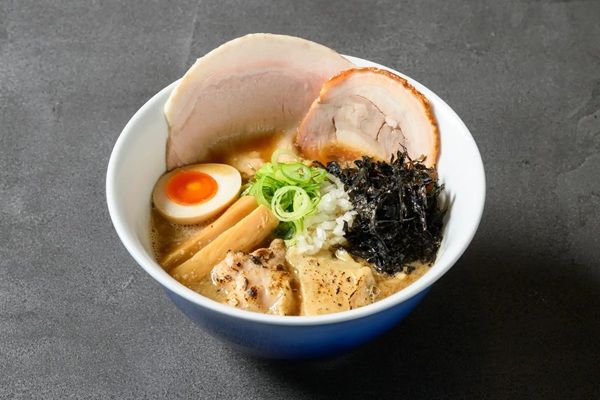 【北海道北広島市】エスコンフィールドで「七つ星横丁 裏路地ラーメンテラス」の営業開始！新規店舗も