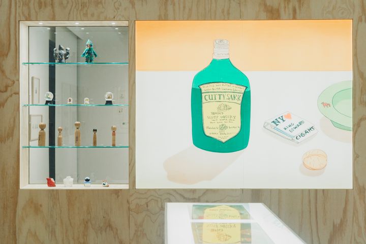 会場内に飾られる安西水丸作品